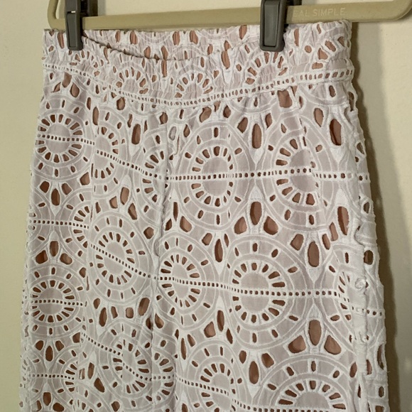 Anthropologie White Patterned Pants - Picture 4 of 5